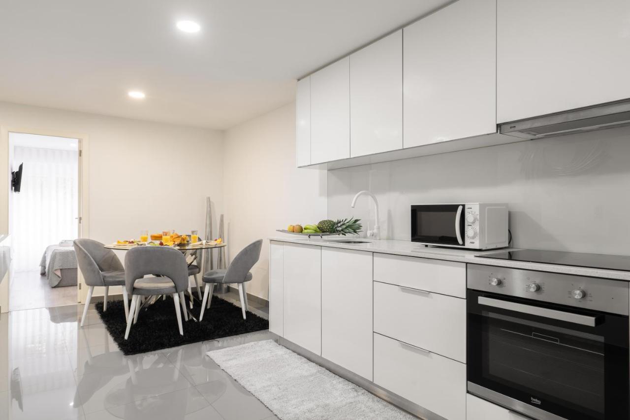 Host Wise - Spacious Noble Apartaments Ace Location Porto Luaran gambar