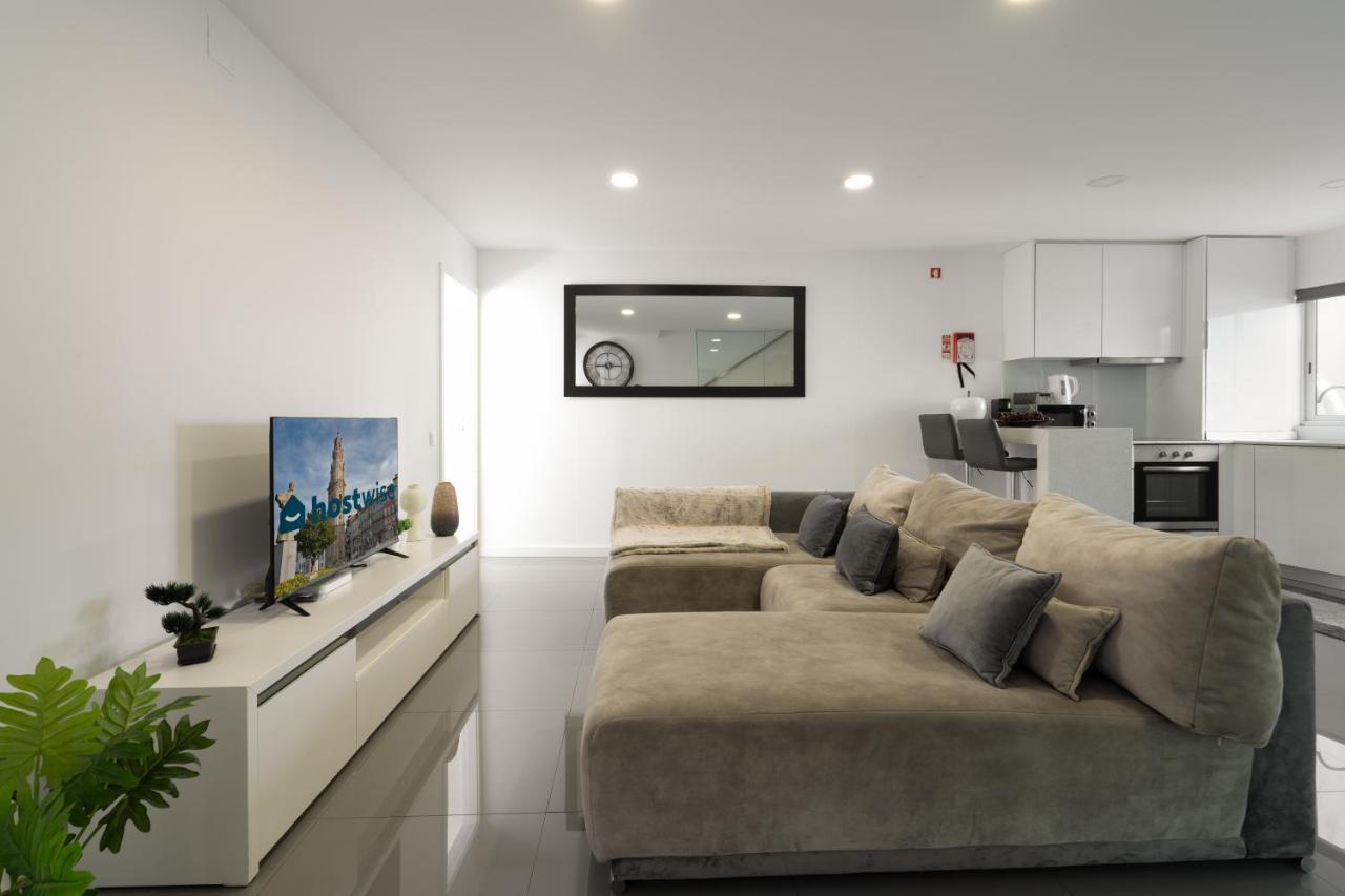 Host Wise - Spacious Noble Apartaments Ace Location Porto Luaran gambar