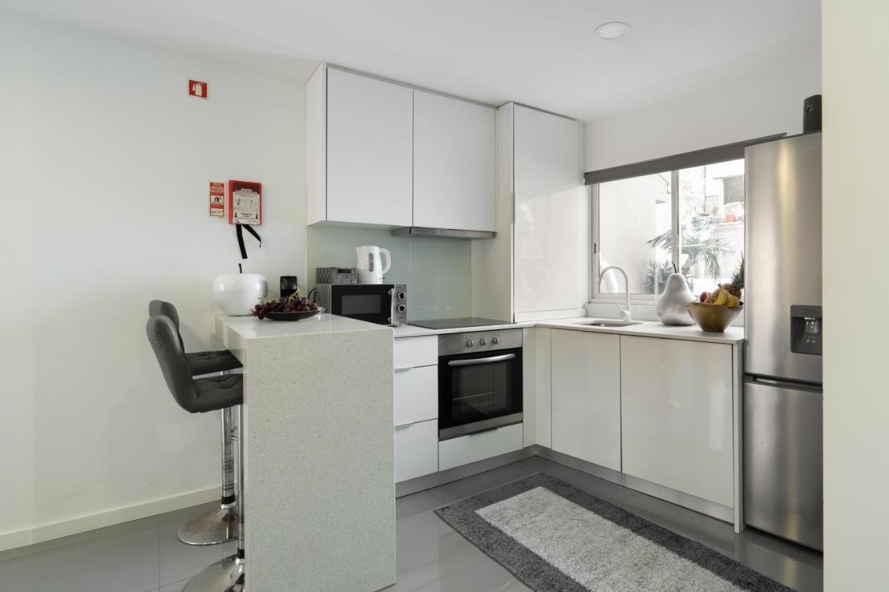 Host Wise - Spacious Noble Apartaments Ace Location Porto Luaran gambar