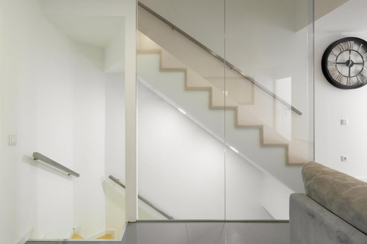 Host Wise - Spacious Noble Apartaments Ace Location Porto Luaran gambar