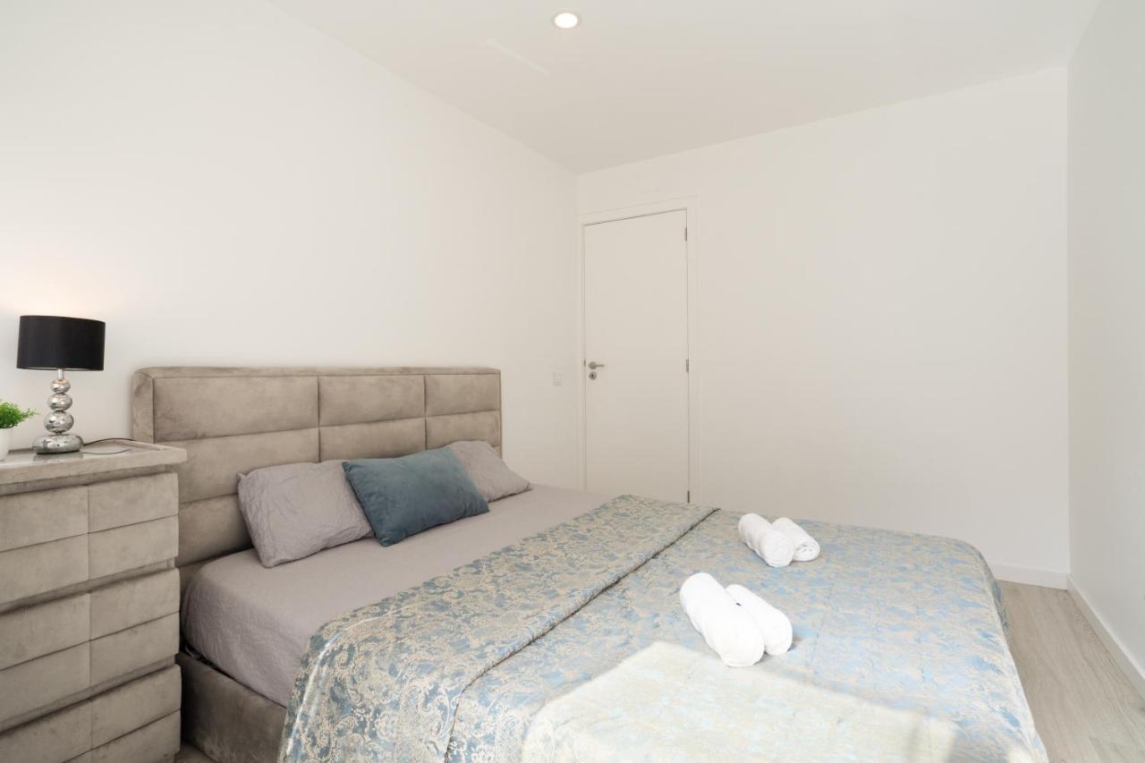 Host Wise - Spacious Noble Apartaments Ace Location Porto Luaran gambar
